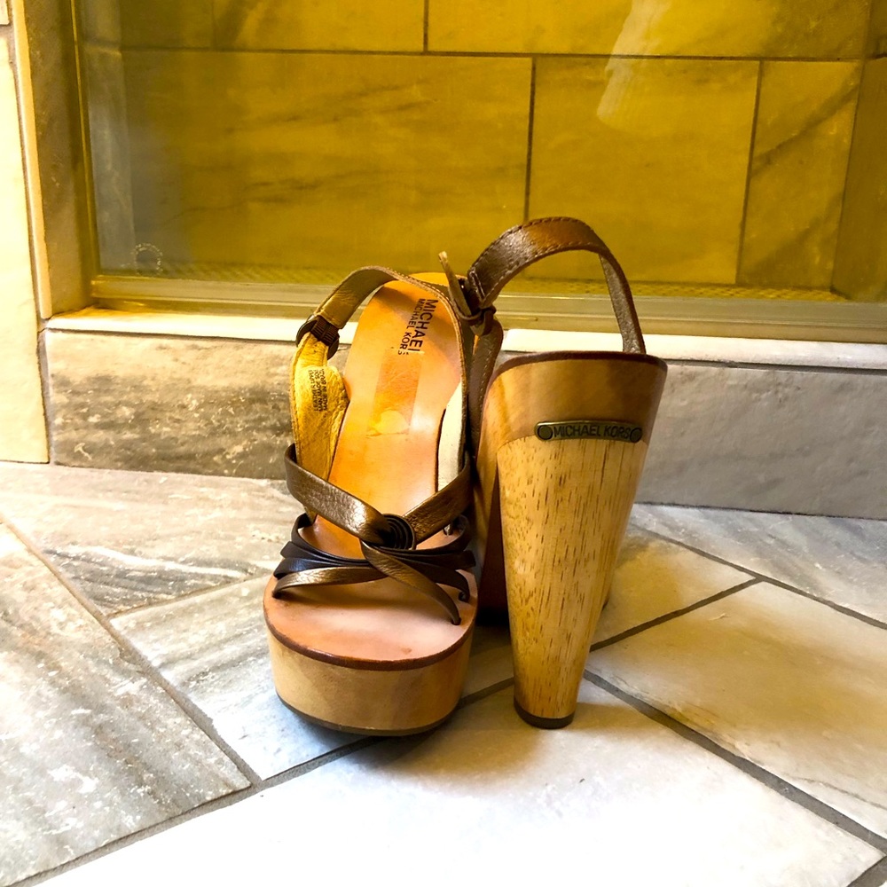 Michael Kors wooden platform heels. Sz 10
